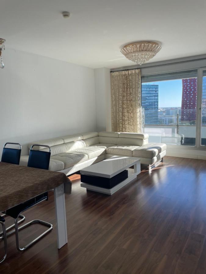 Fira De Barcelona City View Apartment With Garage Parking L'Hospitalet de Llobregat Exteriér fotografie