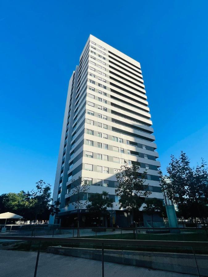 Fira De Barcelona City View Apartment With Garage Parking L'Hospitalet de Llobregat Exteriér fotografie