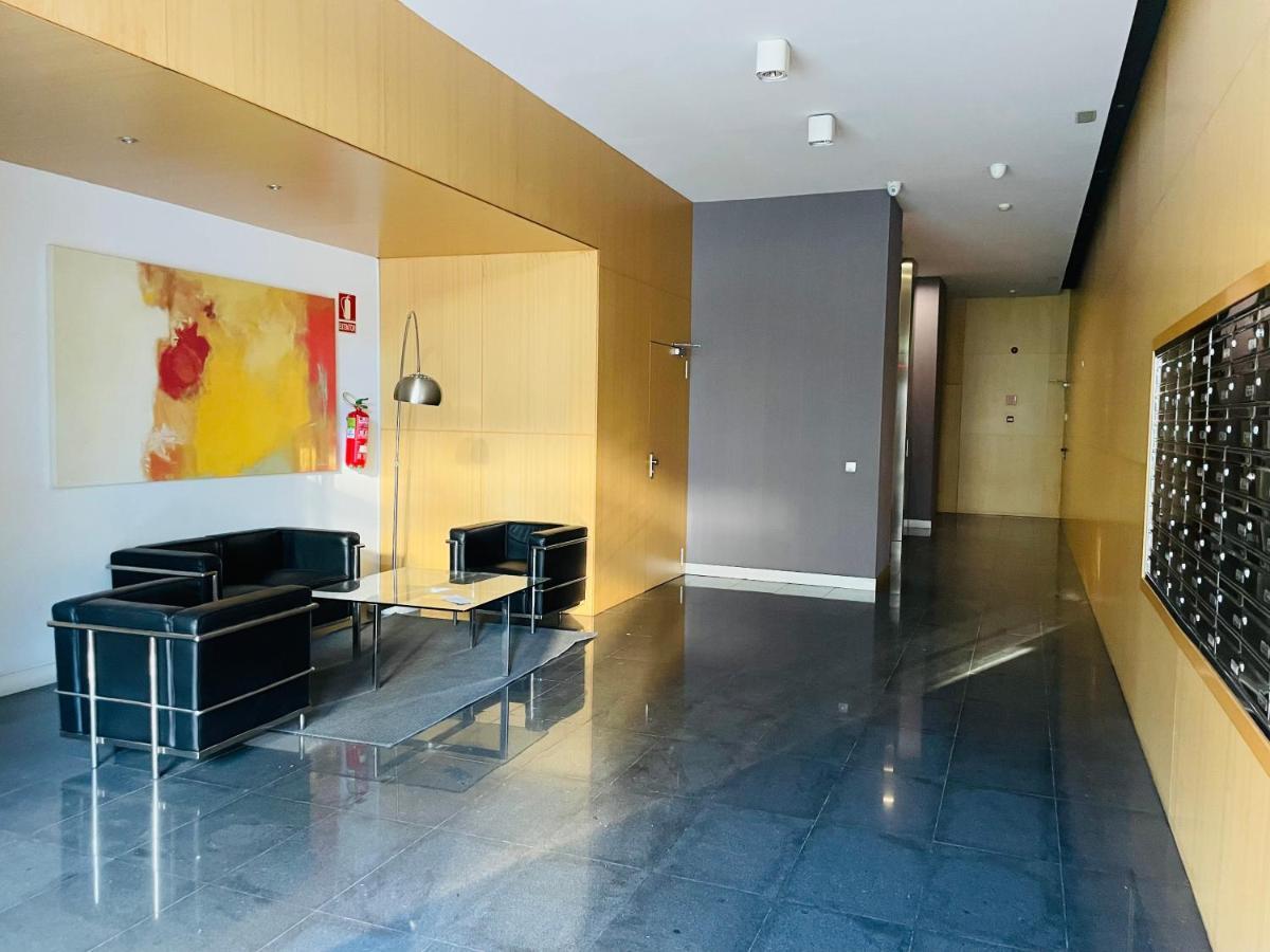 Fira De Barcelona City View Apartment With Garage Parking L'Hospitalet de Llobregat Exteriér fotografie